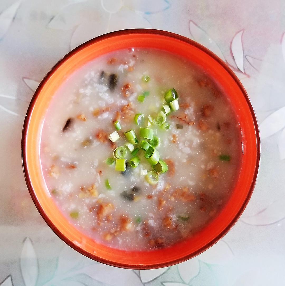 十五分钟快手之香滑皮蛋瘦肉粥(附五分钟电饭煲电压力锅更快捷方法)