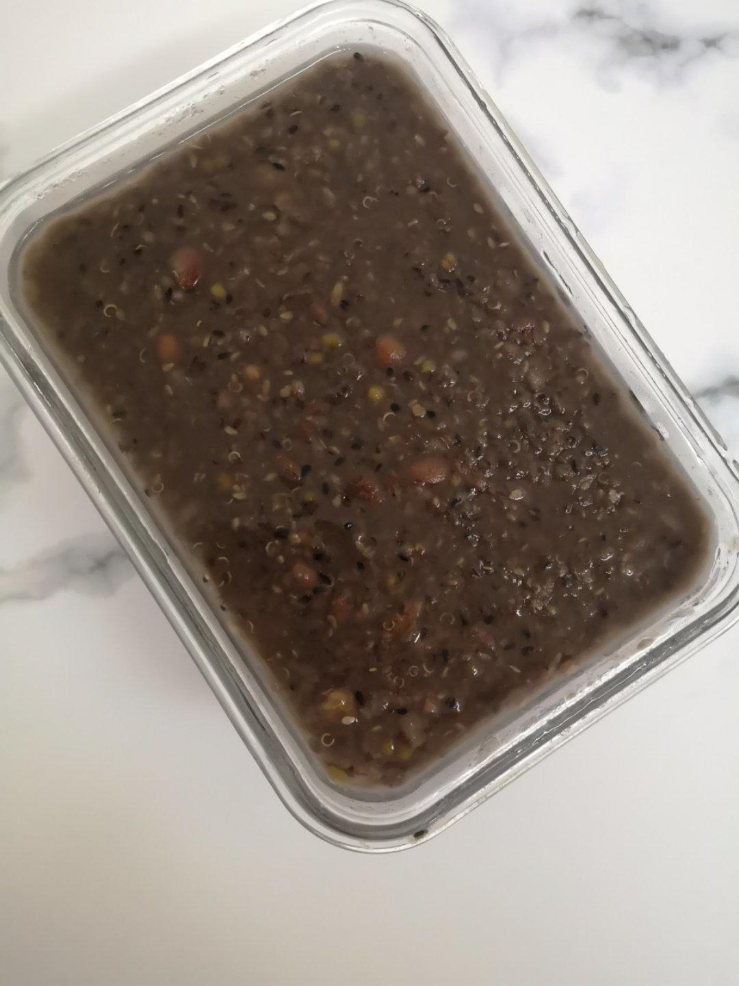 豆浆杂粮粥（别名：回归正轨粥）丨健康·三餐
