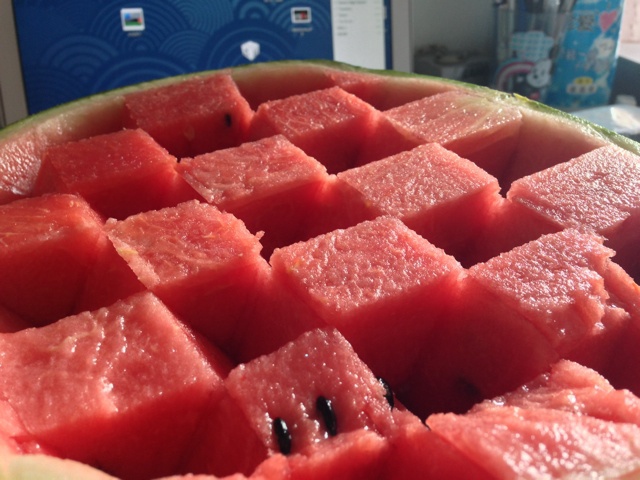 陈果果陈果果做的呆萌呆萌的西瓜切法