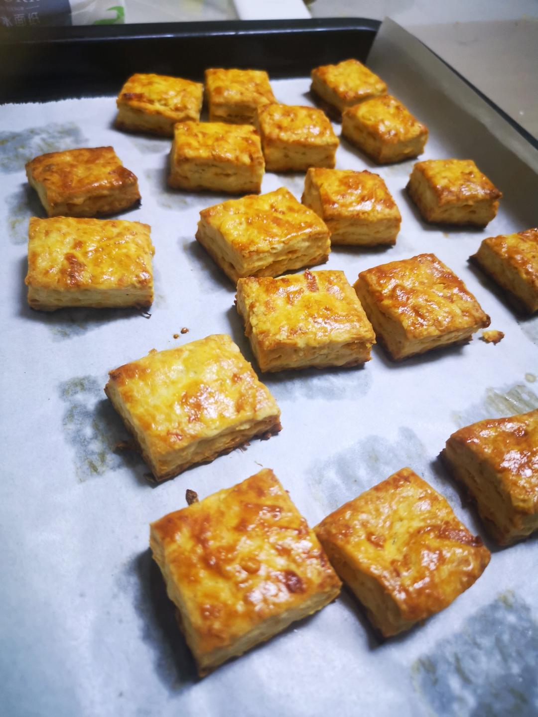 ✅分分钟被秒完‼️淡奶油版咸蛋黄肉松司康❗️