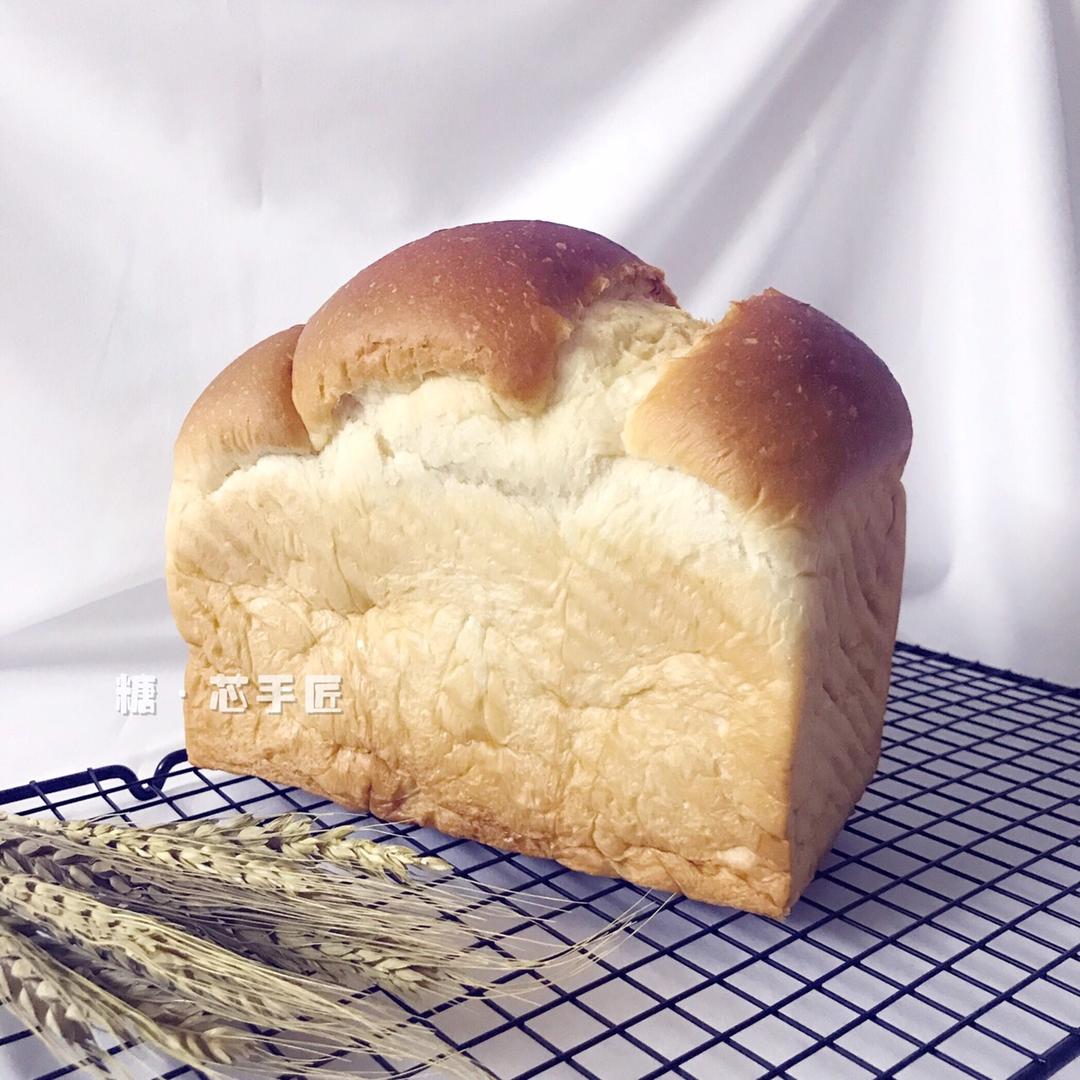 鲜奶油吐司