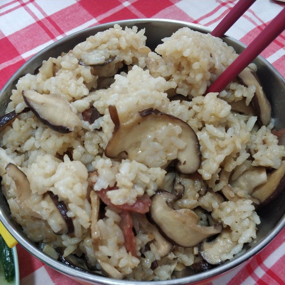 香菇油饭
