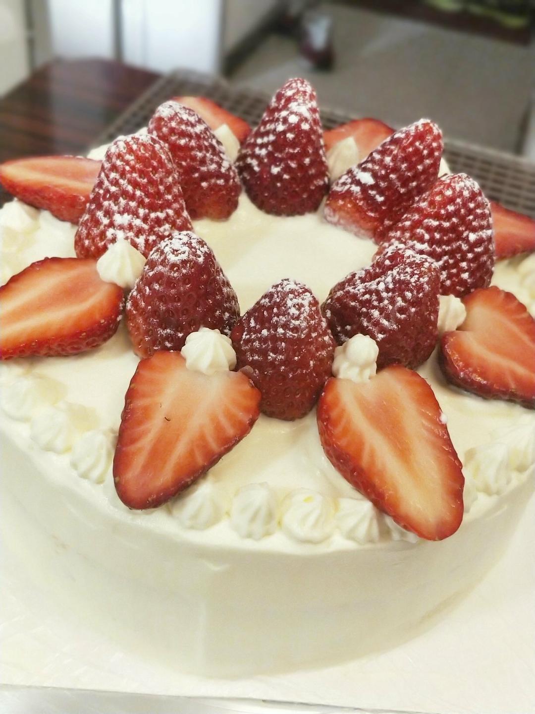 视频菜谱:6寸加高奶油水果蛋糕（适合新手）