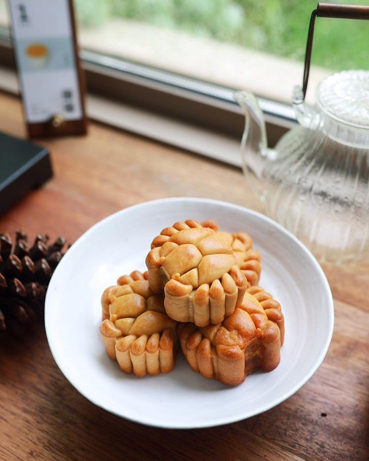 榴莲蛋黄月饼（附榴莲馅做法）