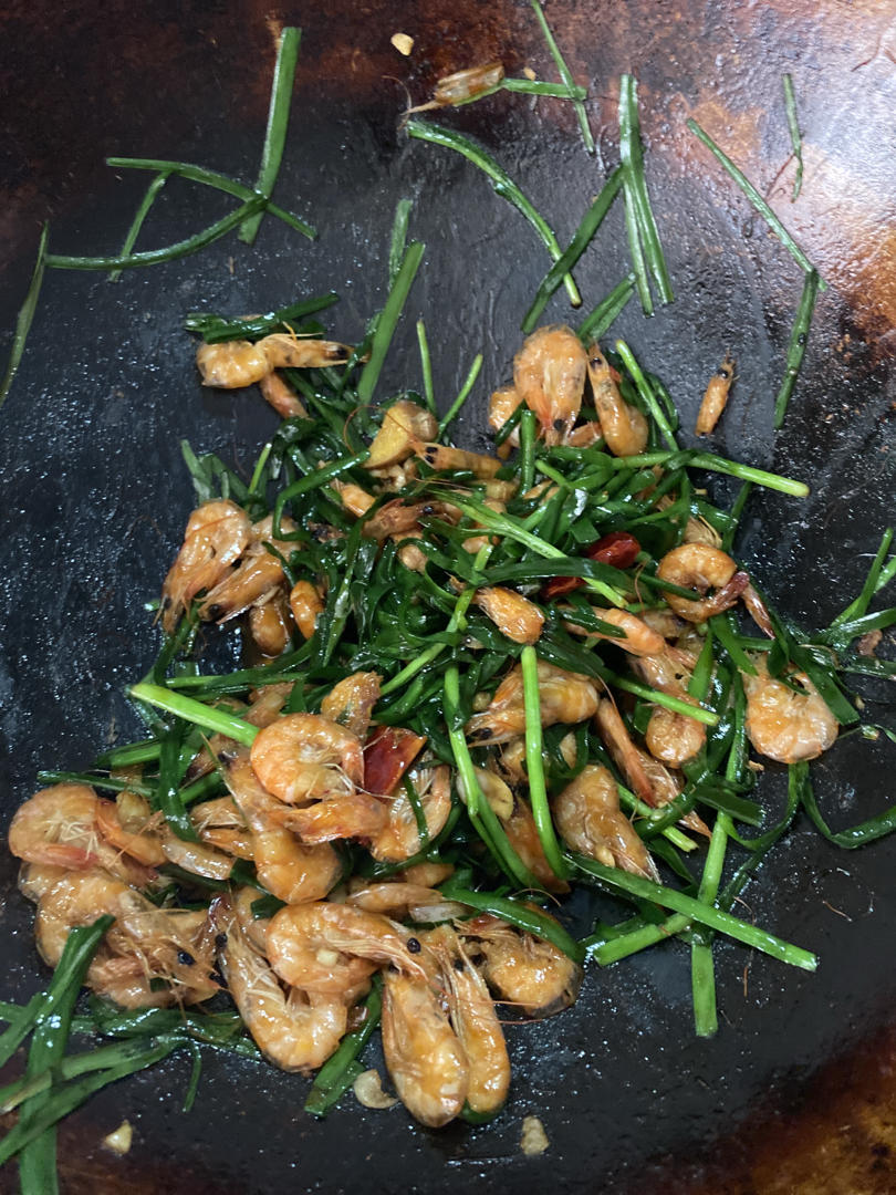 韭菜炒河虾，鲜美极了！一定要试一次