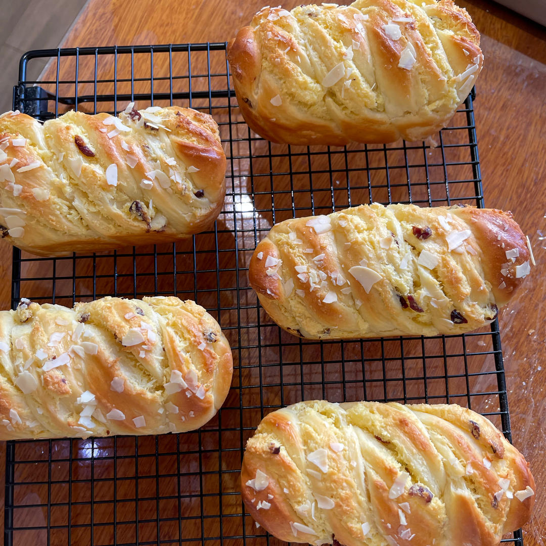 奶香纯粹的重料淡奶油吐司