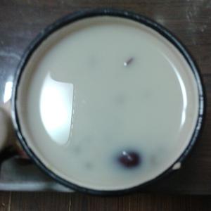 美味牛奶汤的做法 步骤2