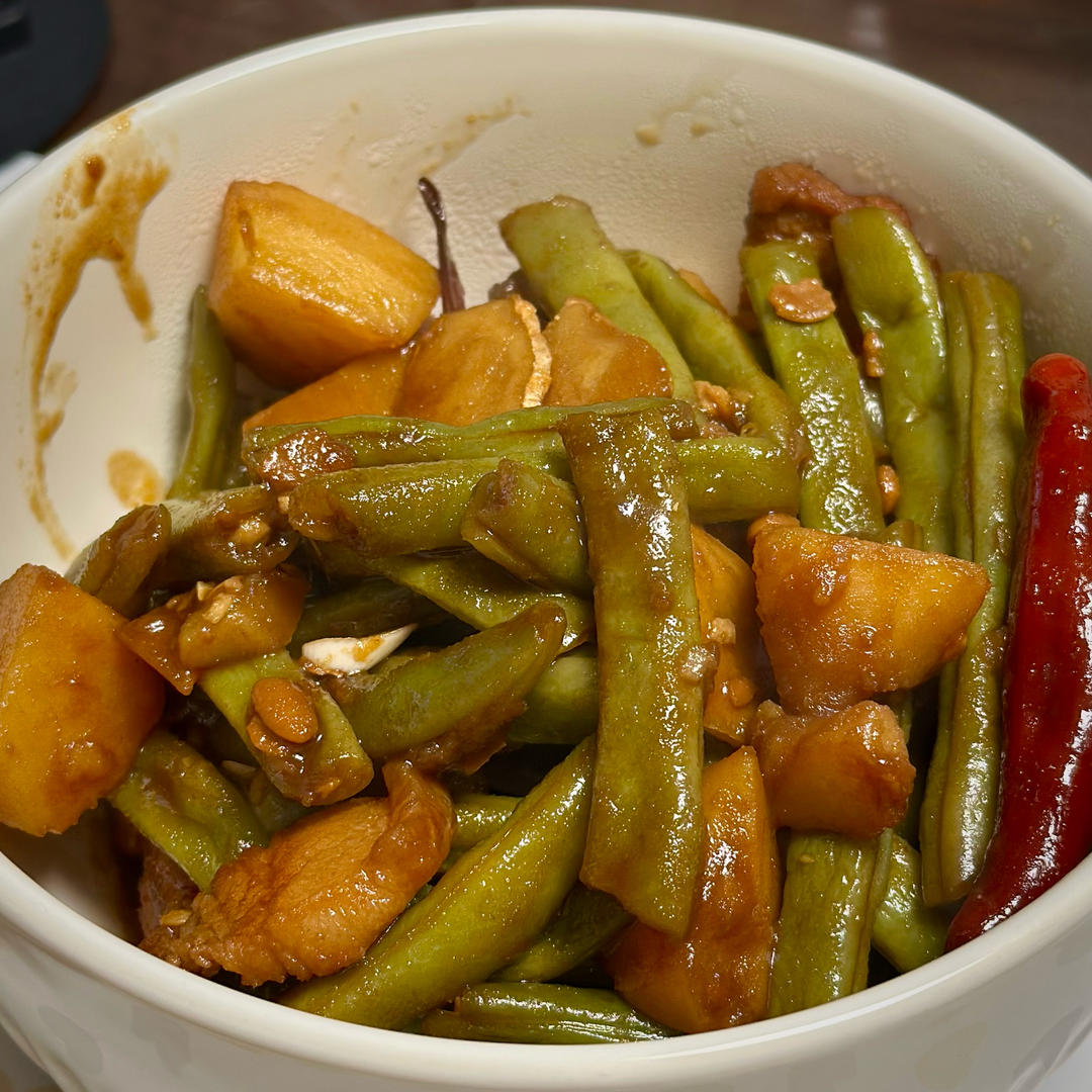 东北五花肉炖豆角