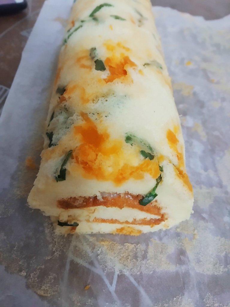 卷不裂的肉松蛋糕卷