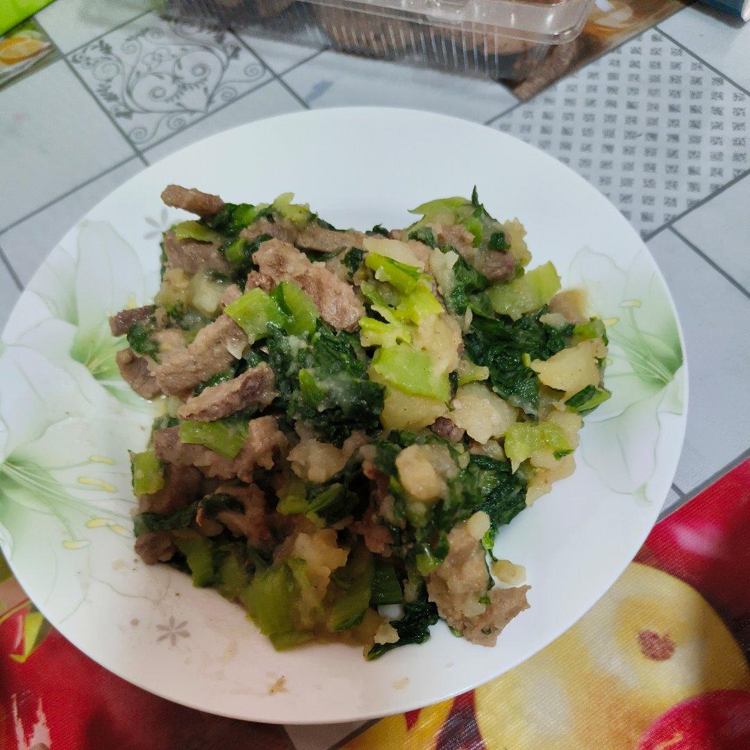 腌猪肉烩小白菜