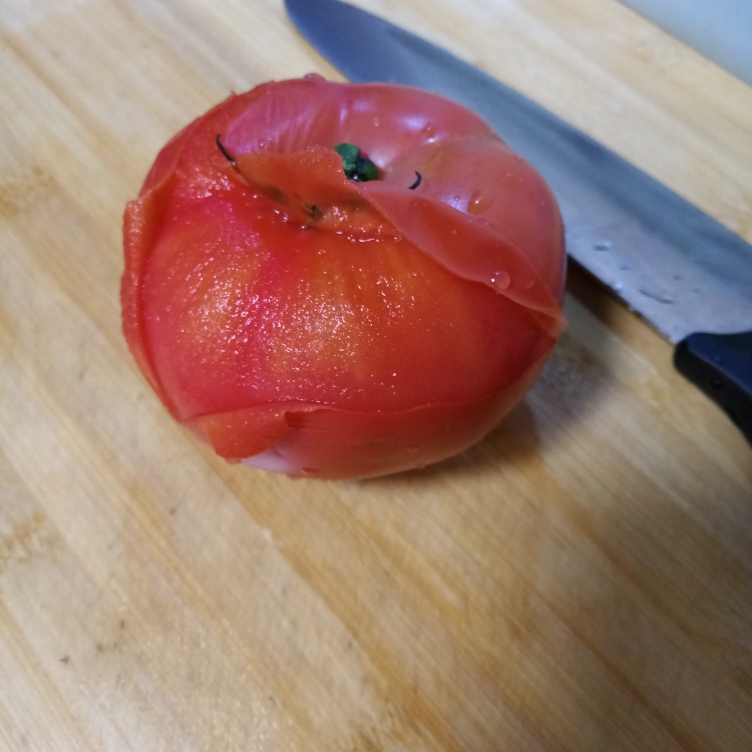 只需油盐的西红柿炒花菜，很粉好好吃。的做法 步骤4