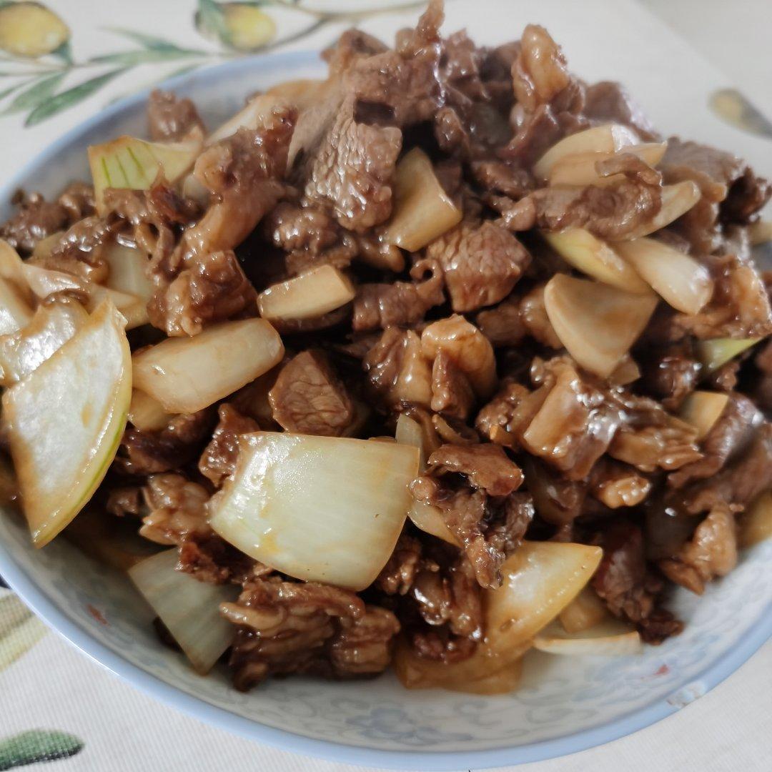 洋葱炒羊肉