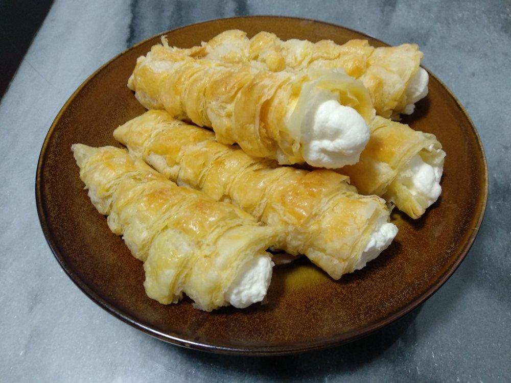 【千层酥皮后续--酥皮小点合集之羊角酥】