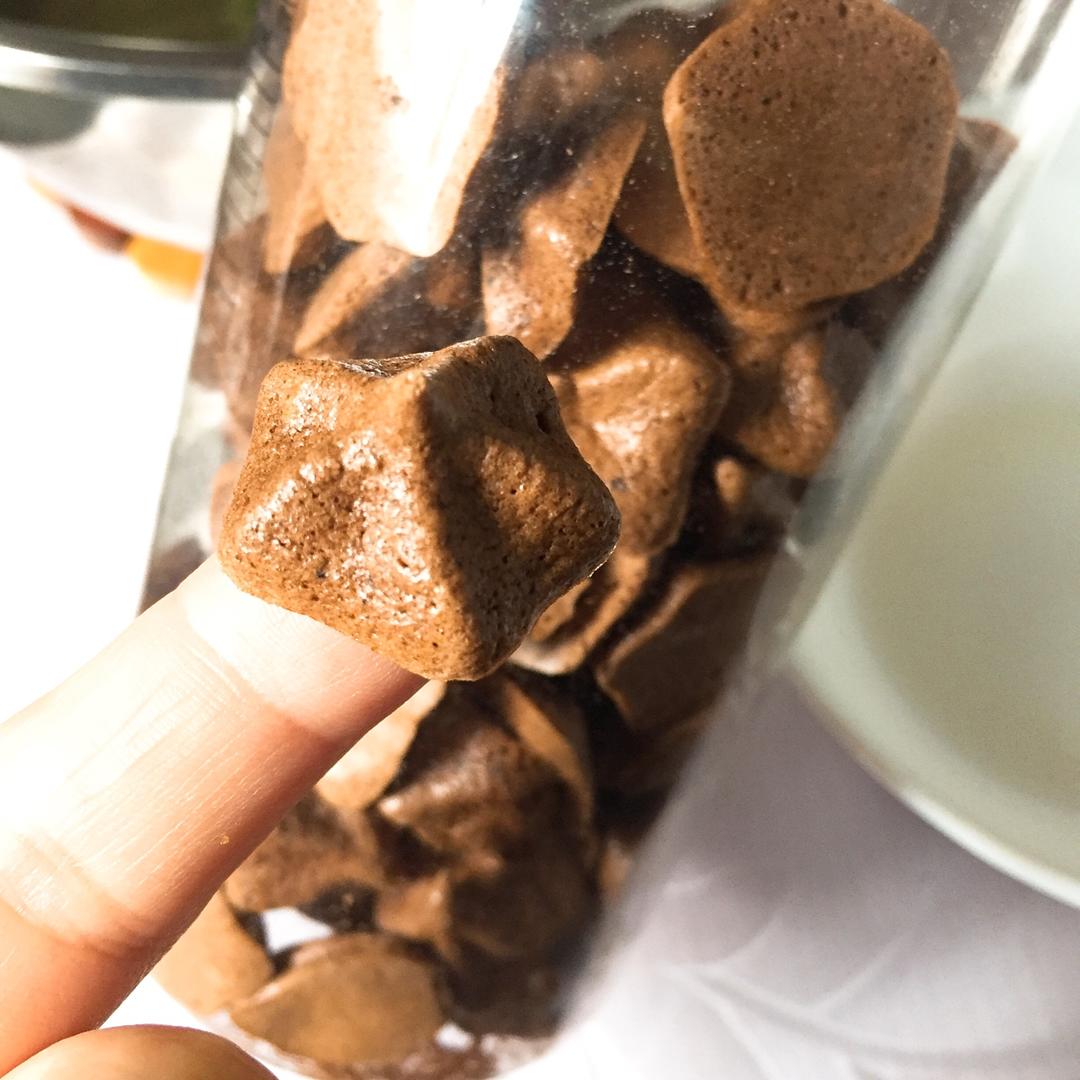 可可蛋白糖（消耗蛋清 草鸡简单好吃还不腻）