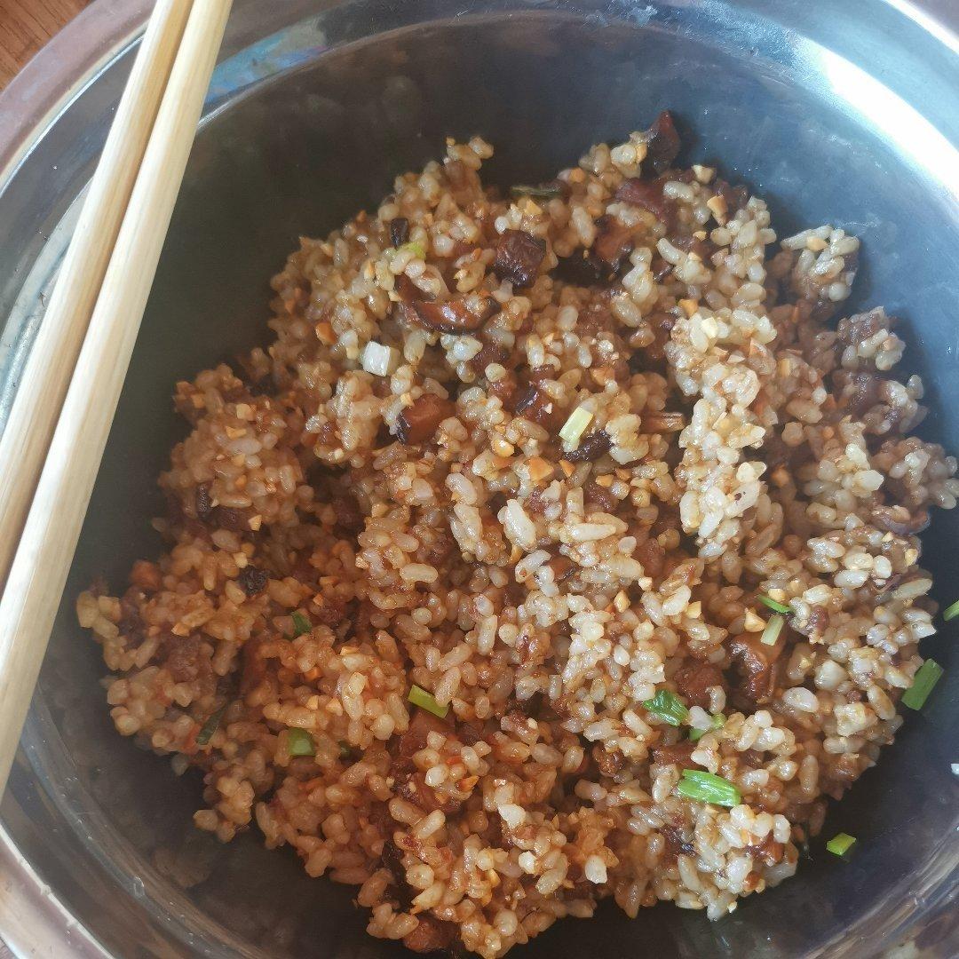 香菇肉丁油饭