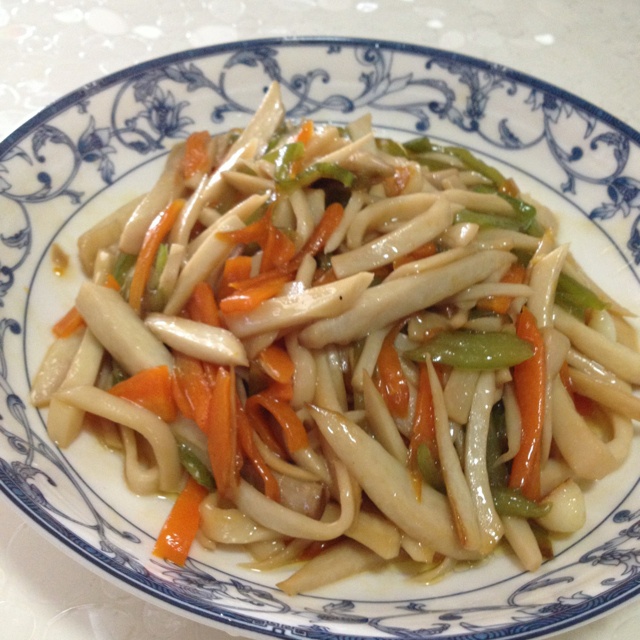 青椒素炒杏鲍菇