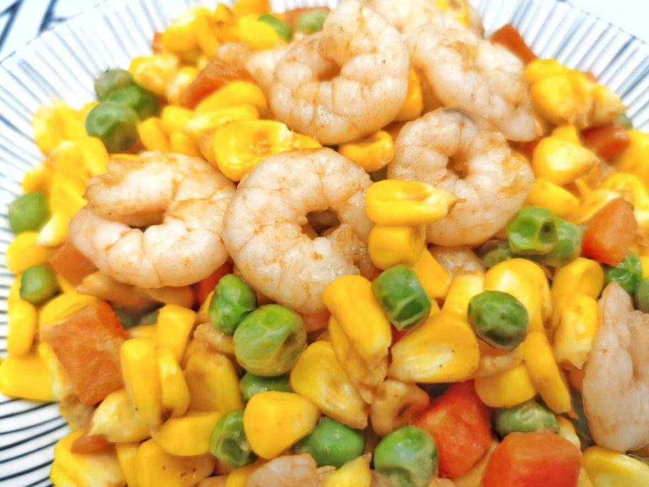 玉米豌豆胡萝卜炒虾仁