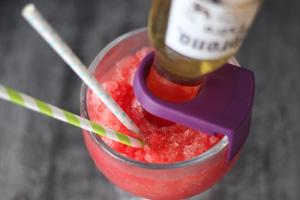 🍧西瓜刨冰🍧
附爆好喝的鸡尾酒版本！的做法 步骤5
