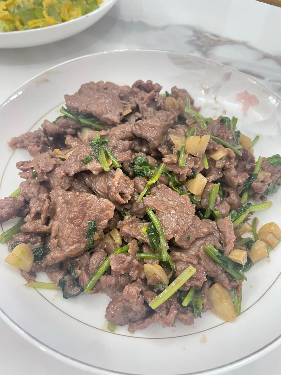 香菜炒牛肉（嫩）