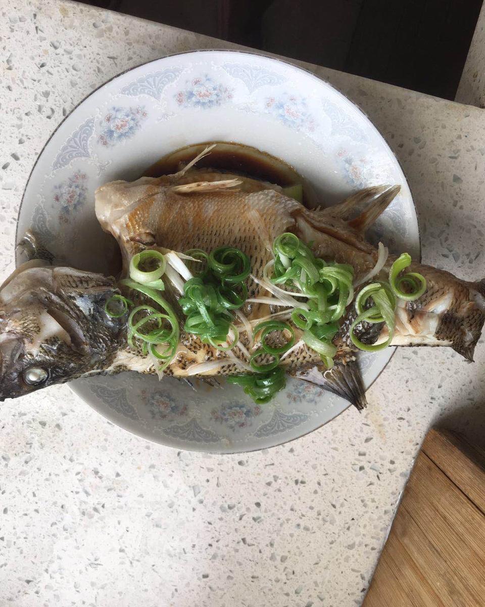 清蒸鲈鱼
