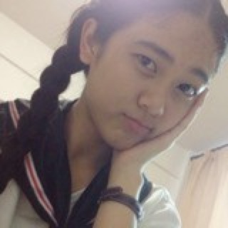 亭亭玉立的小萝姑娘