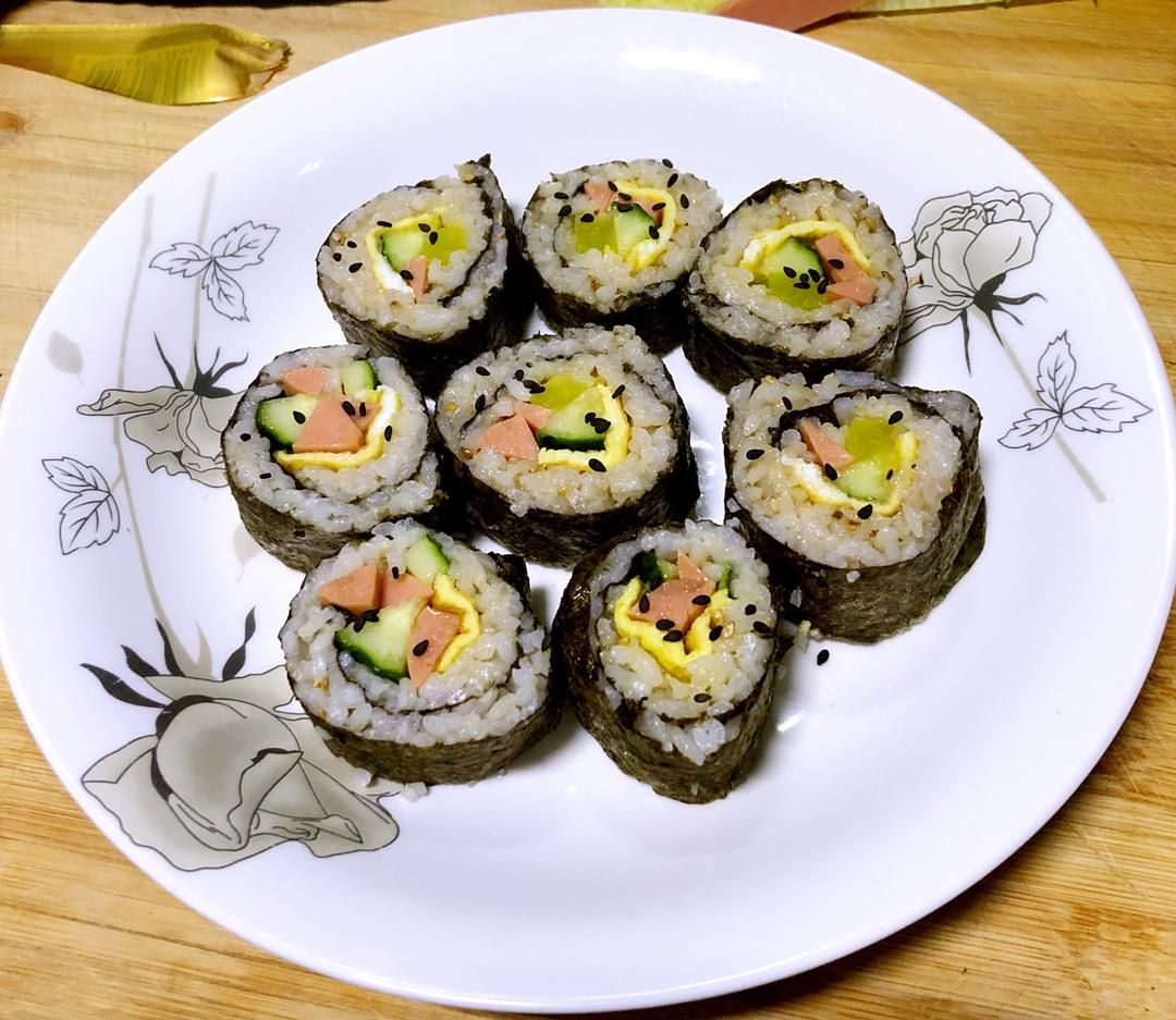 紫菜卷寿司
