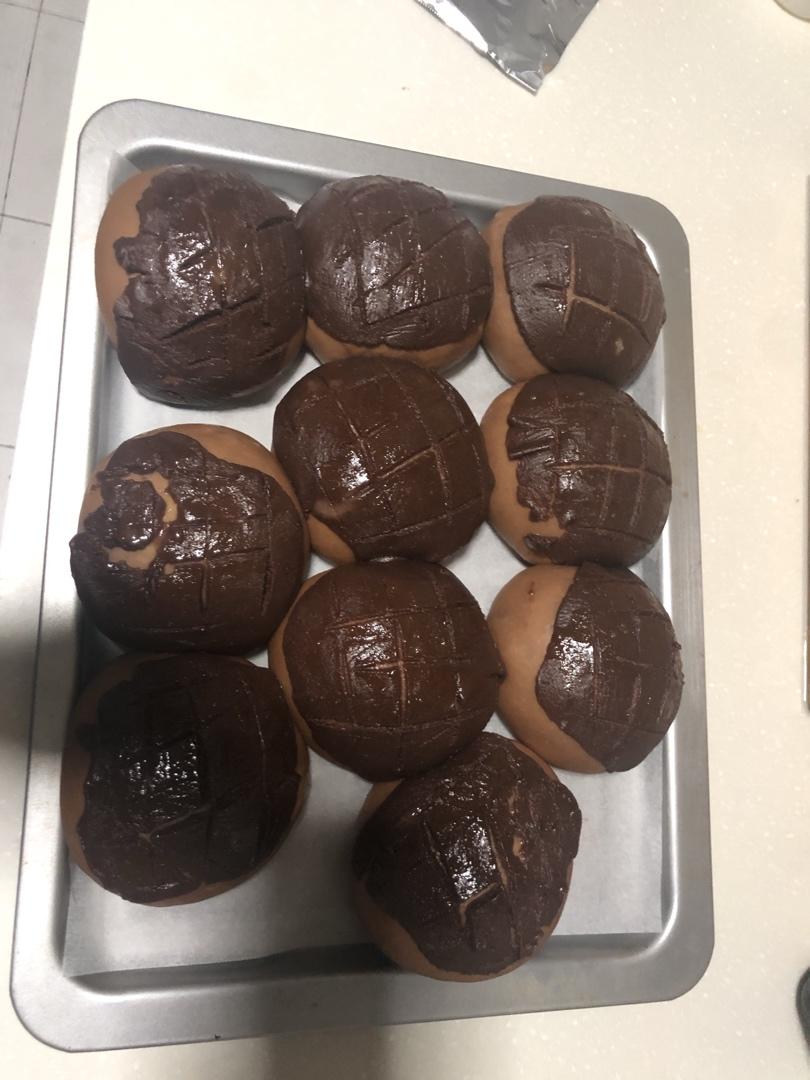 好吃到炸裂的港式菠萝包（附带制作酥皮的小视频）