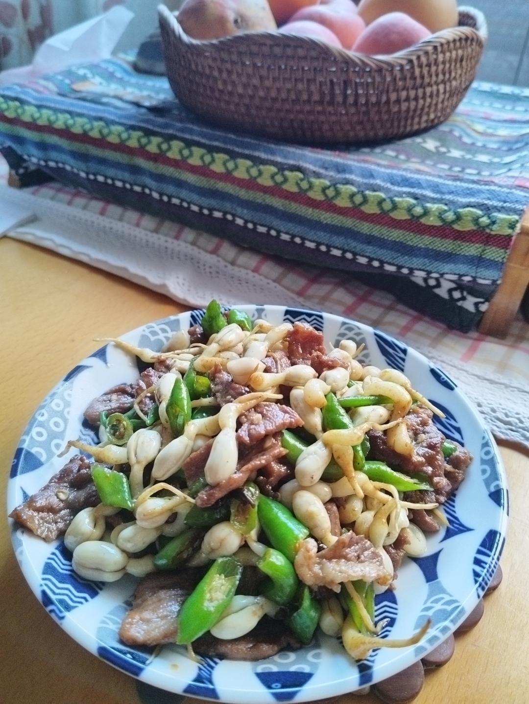 花生芽炒肉