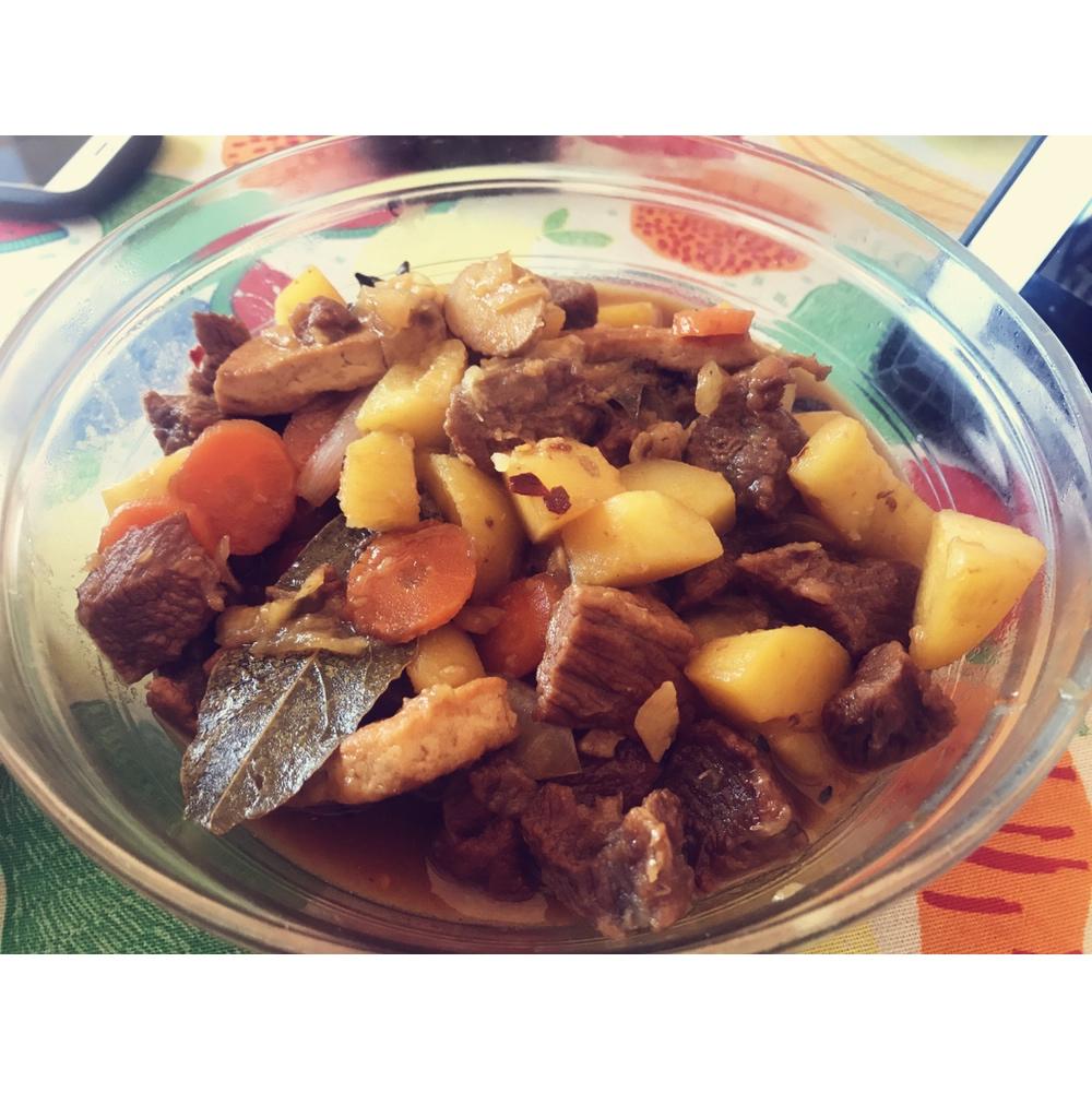 家常红烧牛肉炖土豆