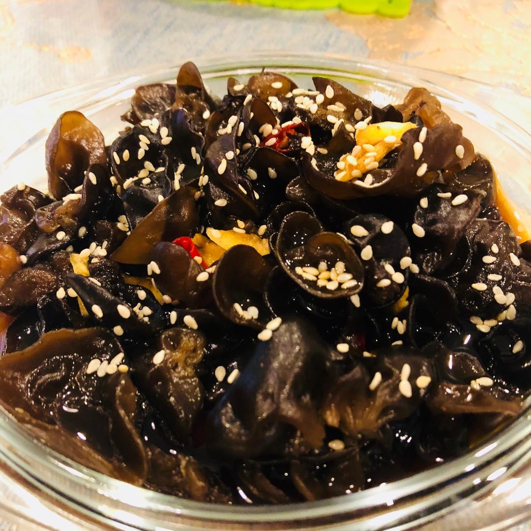 凉拌黑木耳