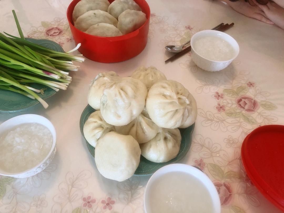兔子一家的幸福欢宴