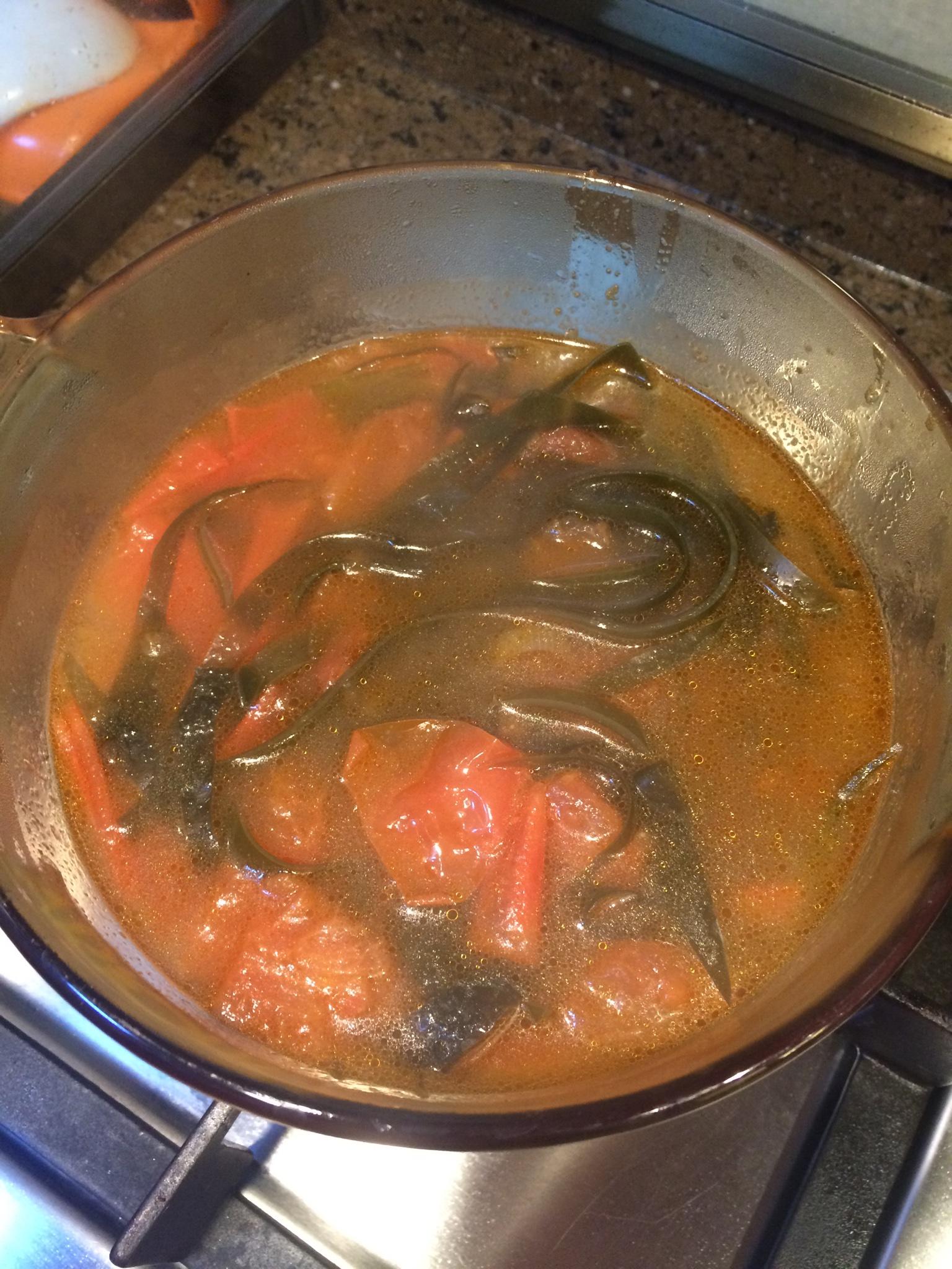 番茄海带汤的做法