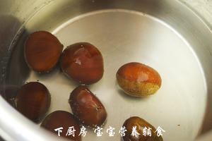 板栗红枣双米粥的做法 步骤4
