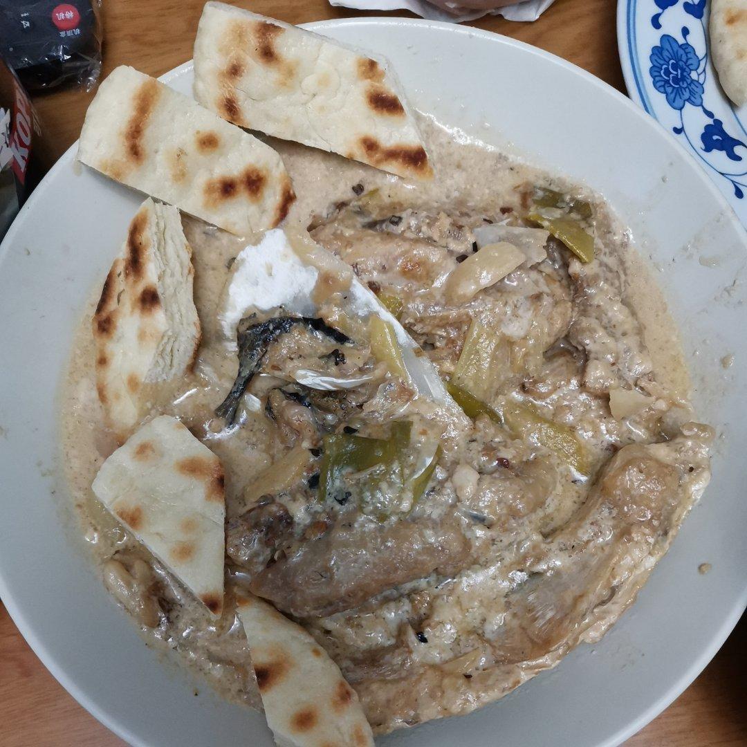 鱼头泡饼