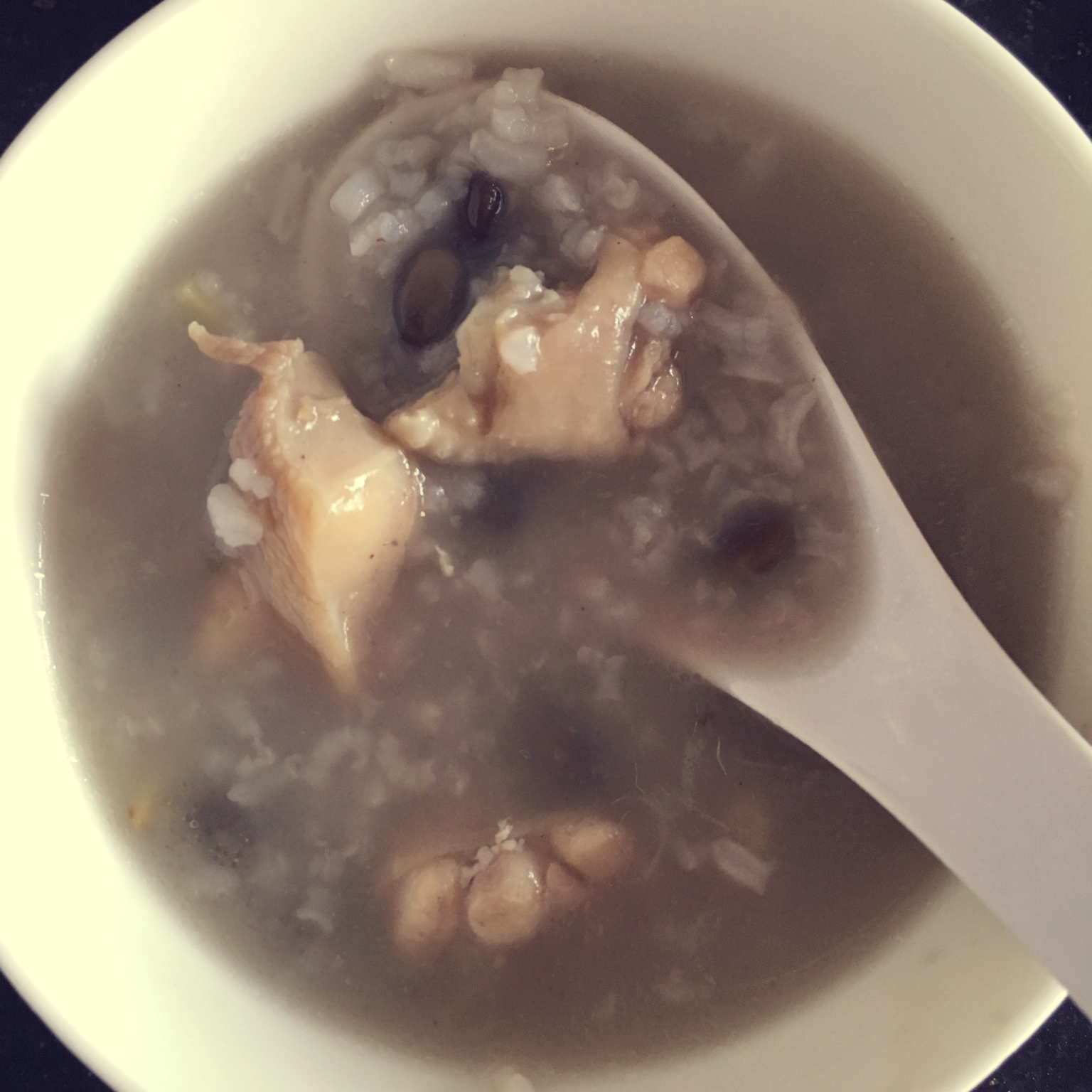 黑豆煲鸡粥（独家营养早餐）