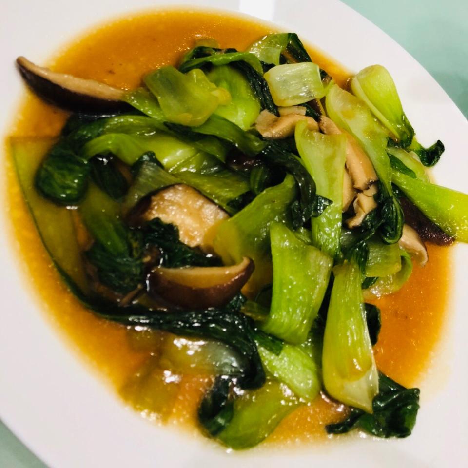 蘑菇炒青菜