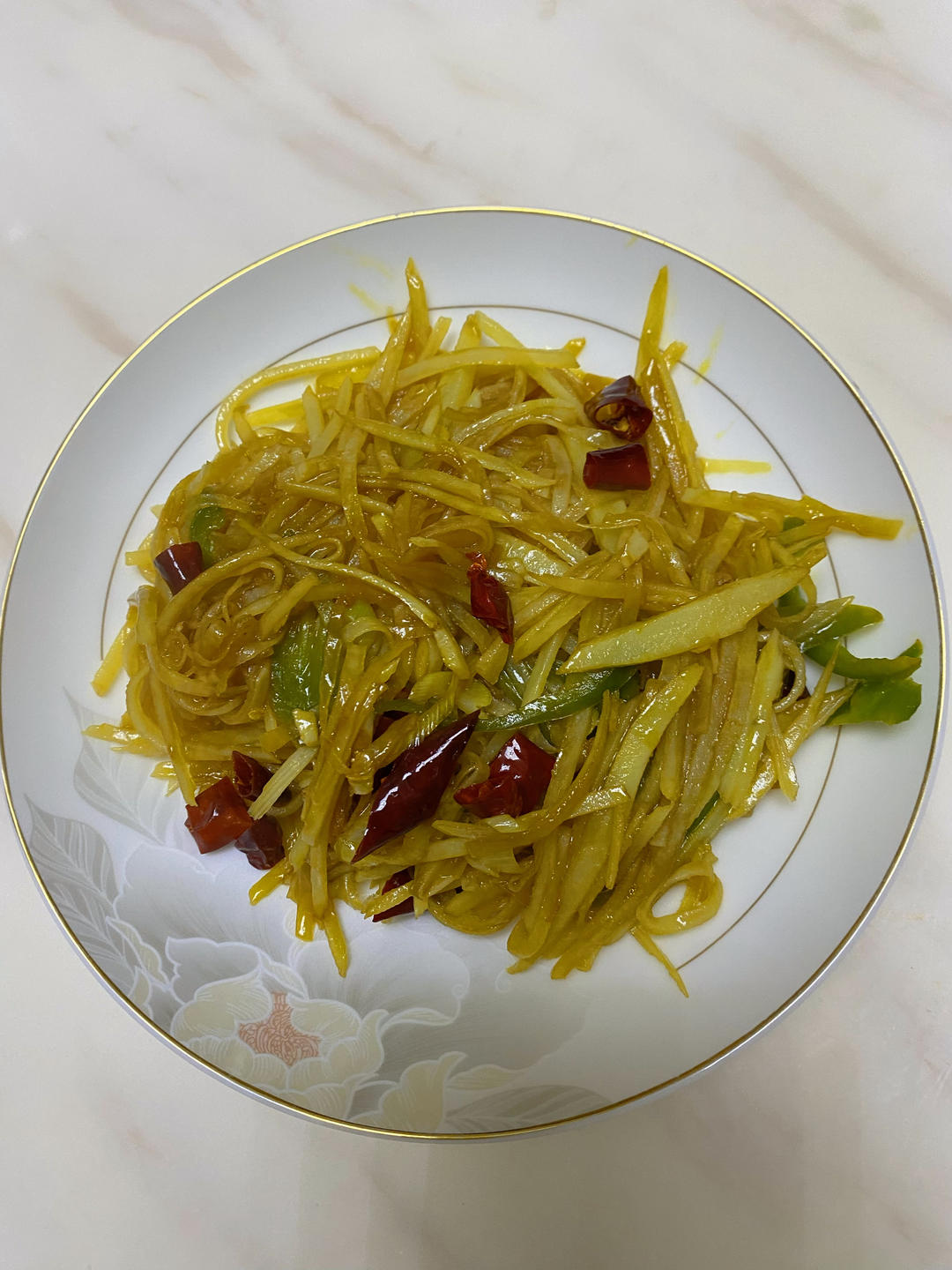 酸辣土豆丝的家常做法 超级下饭