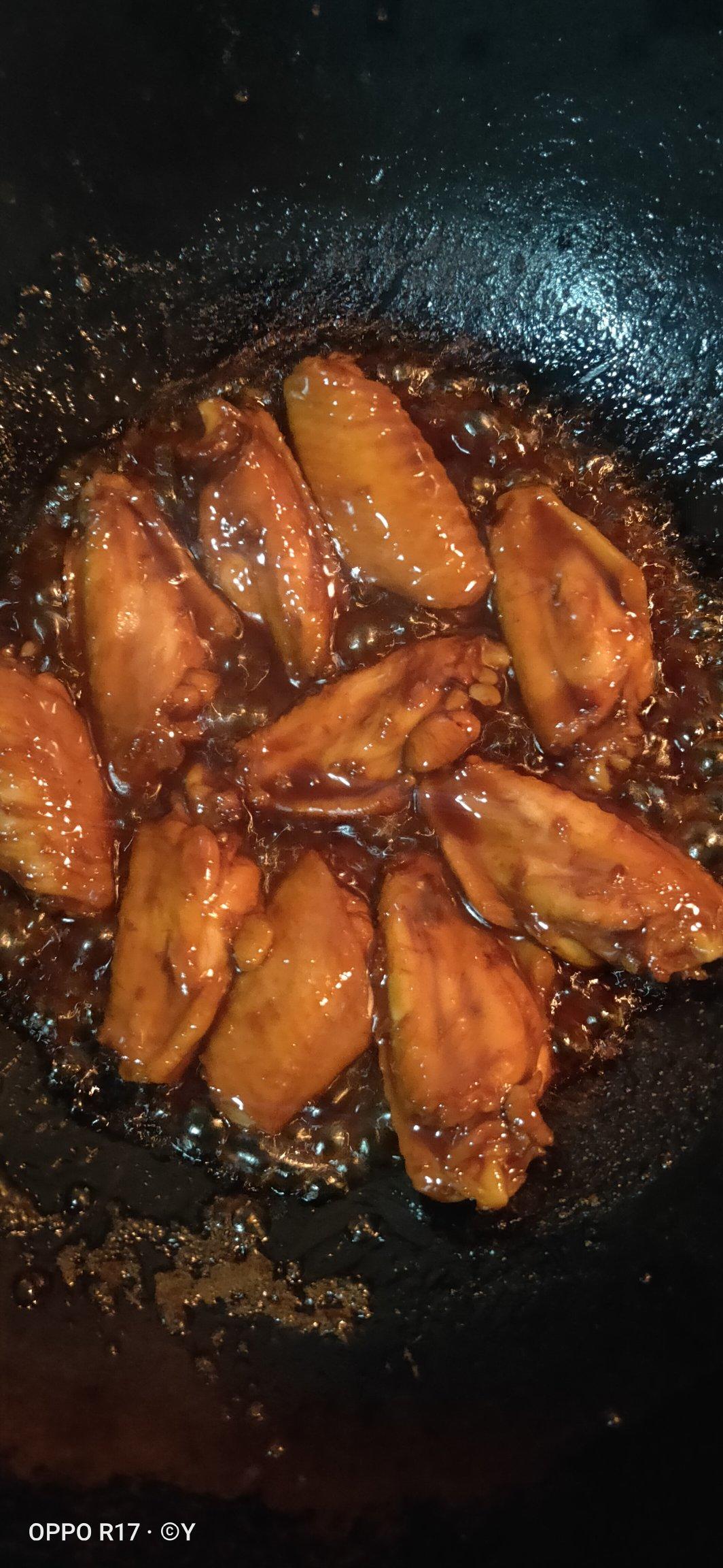 厨师长教你：“可乐鸡翅”的家常做法，味道鲜嫩可口，先收藏起来