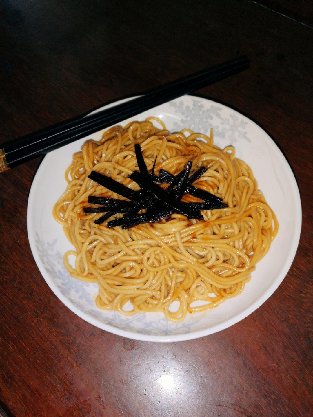 简单又美味的葱油拌面