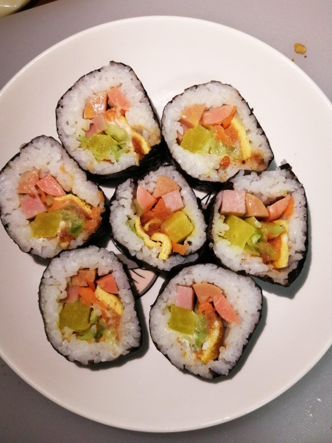 紫菜卷寿司