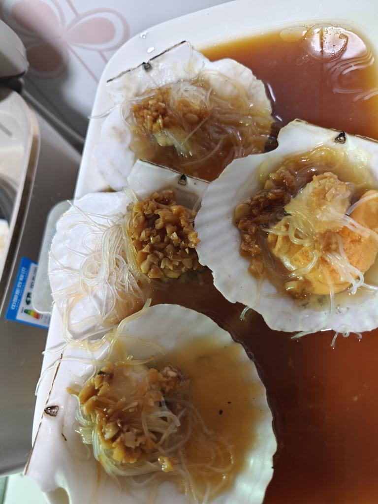 零失败的蒜蓉粉丝蒸扇贝