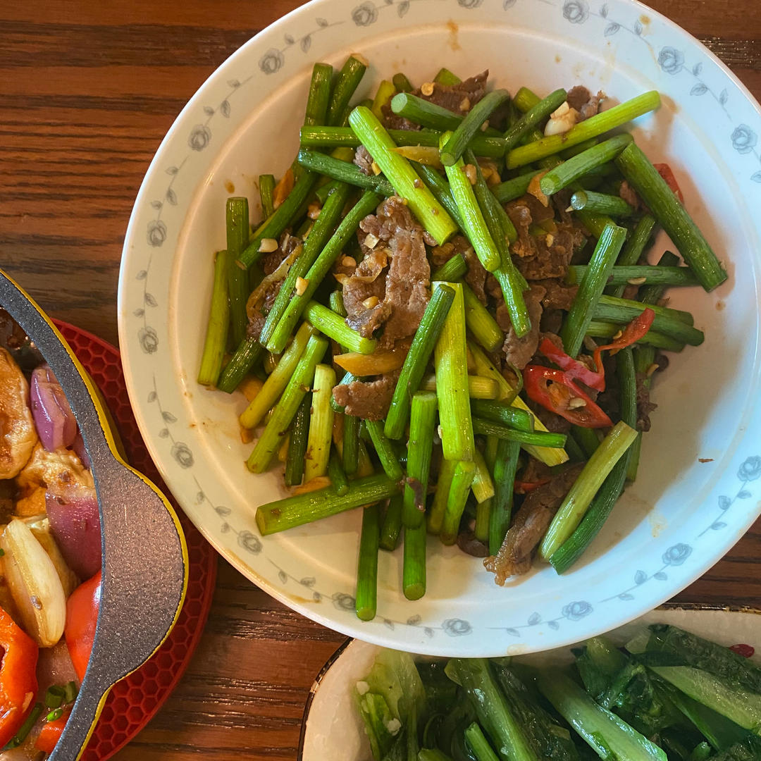 嫩炒牛肉蒜苔