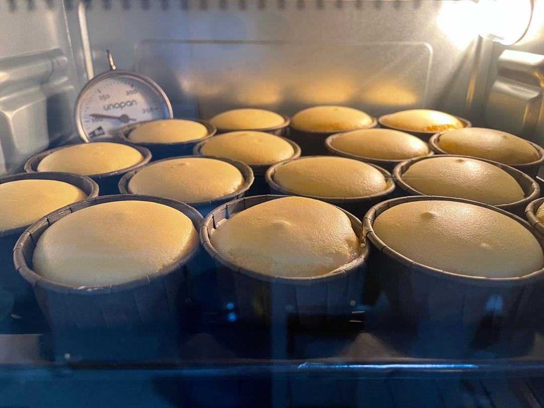 纸杯蛋糕 8寸戚风蛋糕的量