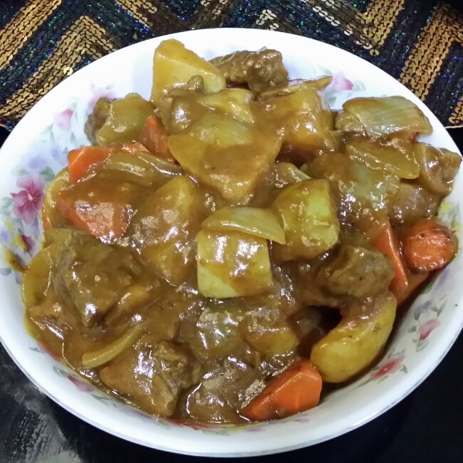 咖喱土豆牛肉