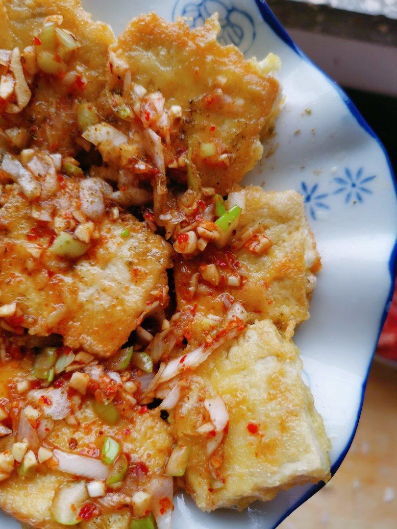 完胜路边摊：香煎孜然豆腐