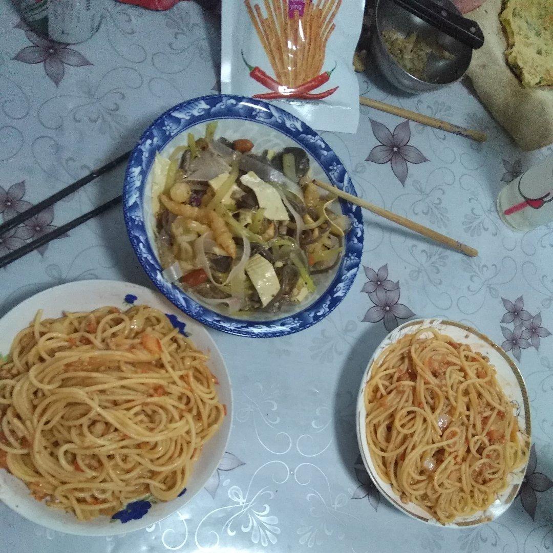 番茄肉酱意大利面