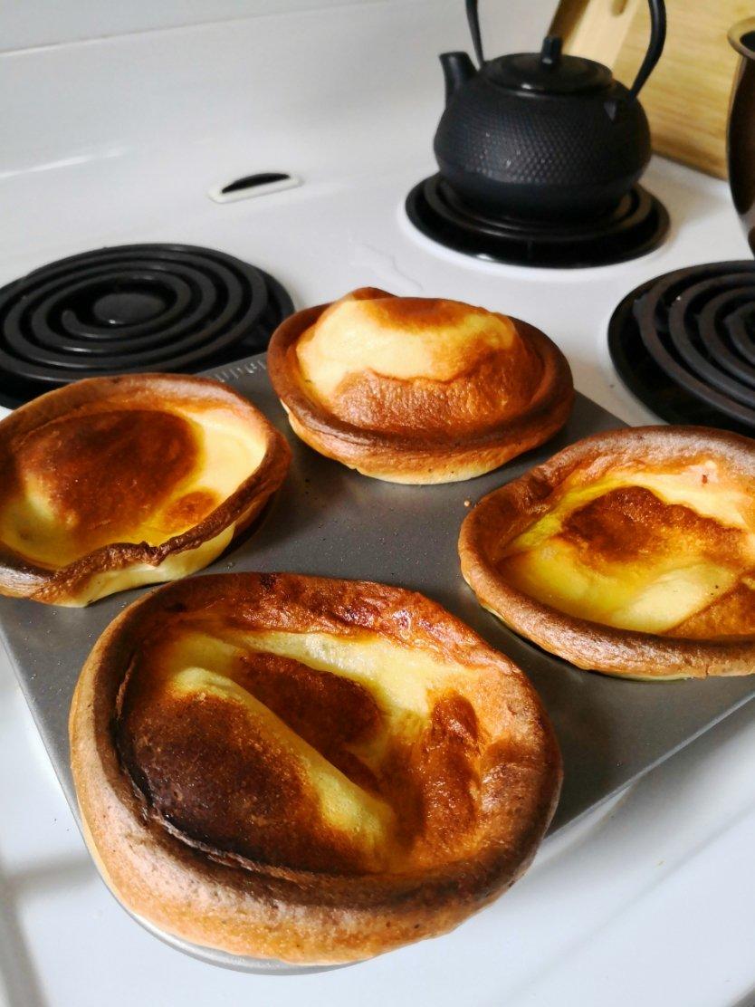 英国名菜Yorkshire pudding约克郡布丁