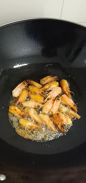 砂锅粥(鲜虾家常版)的做法 步骤2
