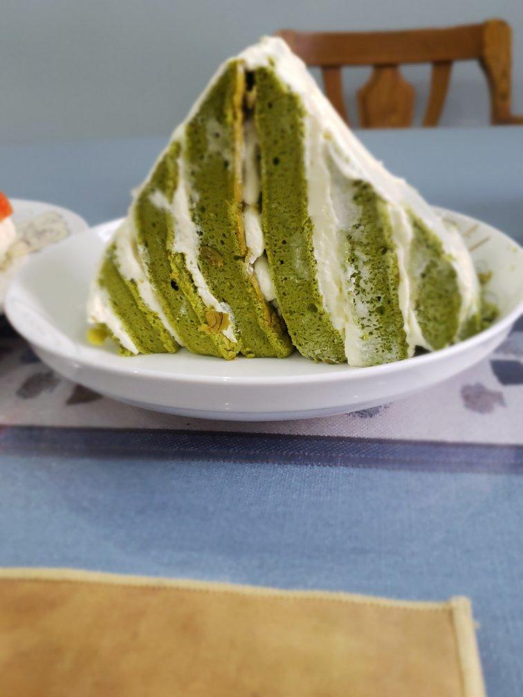 草莓🍓斑斓粉圣诞雪屋戚风蛋糕