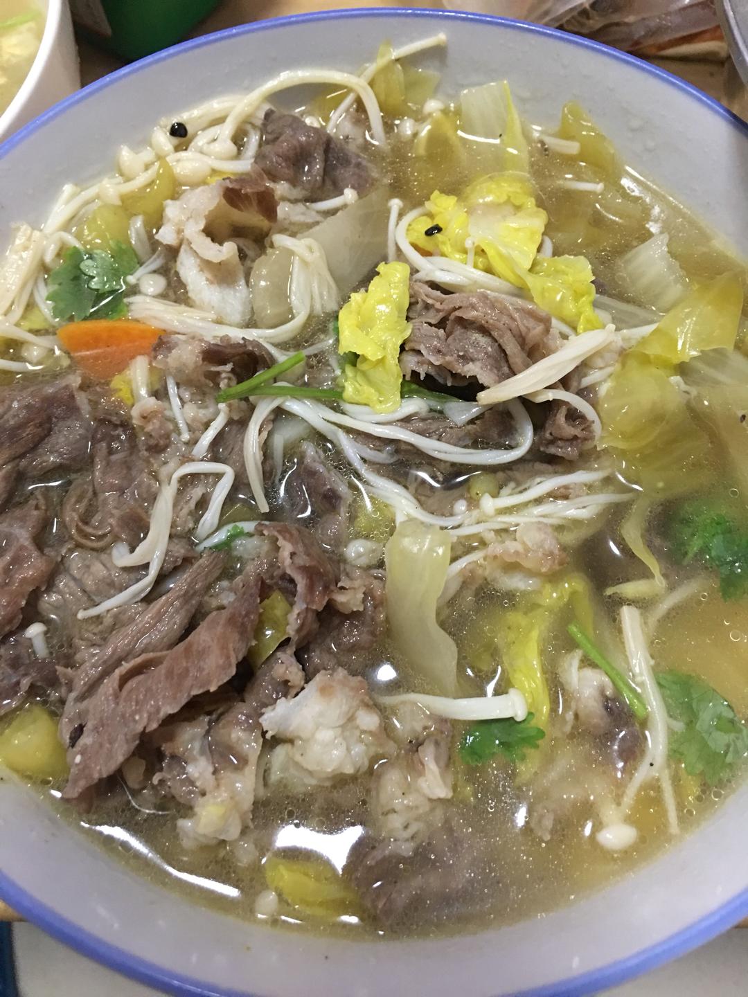 家庭版自制酸汤肥牛